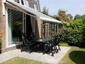 Holiday house Gepflegtes Ferienhaus mit großem Garten in Nieuwvliet - Nieuwvliet - image1