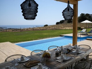 Villa Pefki Buitenaudio-opname 2