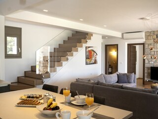 Villa Pefki Características 21