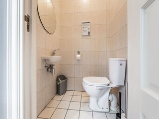 Apartment Sint Maartensvlotbrug Features 15