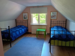 Schlafzimmer mit 2 Einzelbetten
