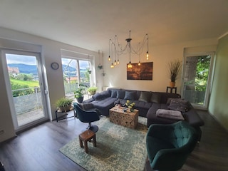 Wohnzimmer mit Panorama Blick