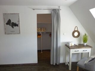 und einem begehbaren Kleiderschrank...