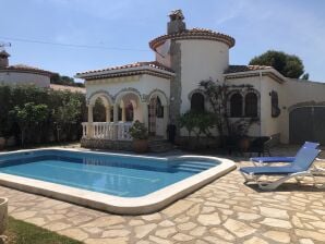 Maison de vacances Karin