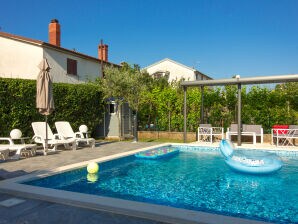 Ferienwohnung Pjacal II met privézwembad in Pula