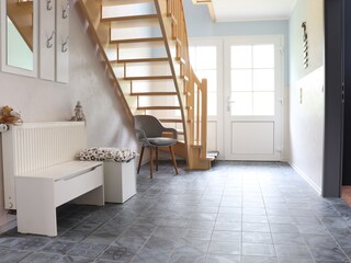 Eingangsflur mit Treppe