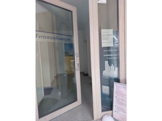 Eingang Kosmetik Fr.Ahlberg