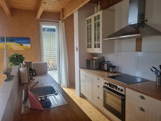 Kombüse mit umfangreicher Ausstattung