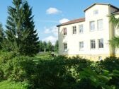 Ferienwohnung im Erdgeschoß mit Blick in den Garten