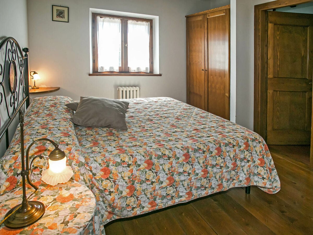 Villa Monica - Schlafzimmer mit Doppelbett