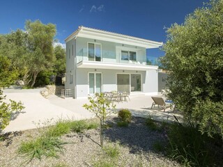 Brand New Villa Euriclea