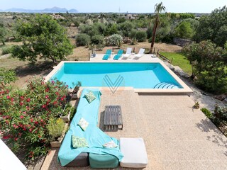Pool & Garden