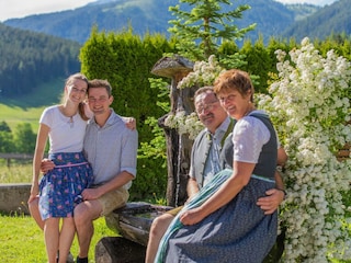 Familienfotos Kirchgasser am 08.06.2022-52Website_