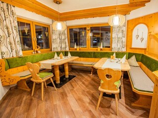 Shooting Landhaus Kirchgasser am 06.12.2023 Rene E