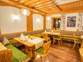 Shooting Landhaus Kirchgasser am 06.12.2023 Rene E