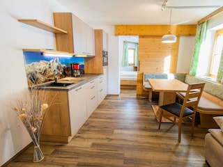 Gemütliche Appartementküche