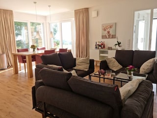 Wohnraum - Blick zum Essbereich