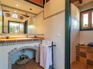 Villa Lloseta Características 54