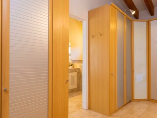 VESTIDOR HABITACION 4