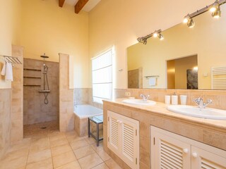 BAÑO EN SUITE D4