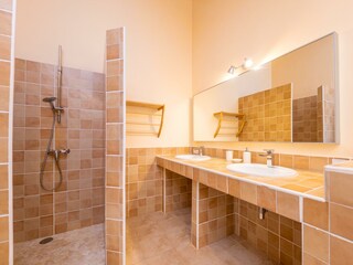 BAÑO EN SUITE D5