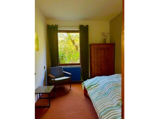 Schlafzimmer 4
