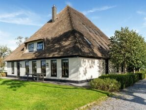 Holiday house Spacious and sustainable farmhouse in Heiloo with large garden - Heiloo - image1