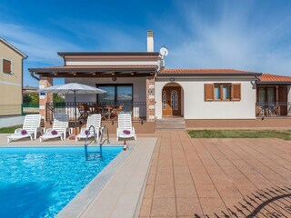 Villa Nova Vas Grabación al aire libre 9