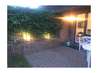 beleuchtete Terrasse