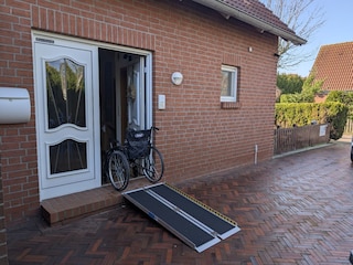 mobile Rampe zum barrierefreien Zugang - optional-