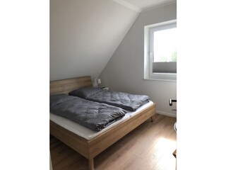 Schlafzimmer DG Eltern