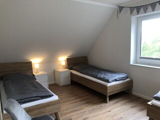 Schlafzimmer DG Kinder