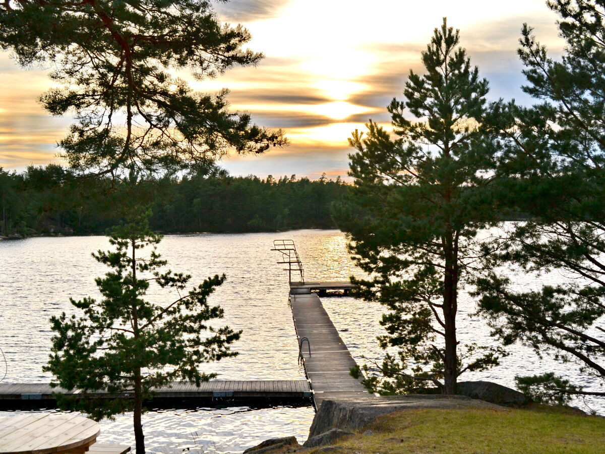 schöne Badestelle am See (2,8 km vom Haus)