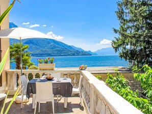 Ferienwohnung Palazzina GiardinoLago: Bianco