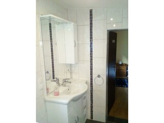 Badezimmer-Waschtisch