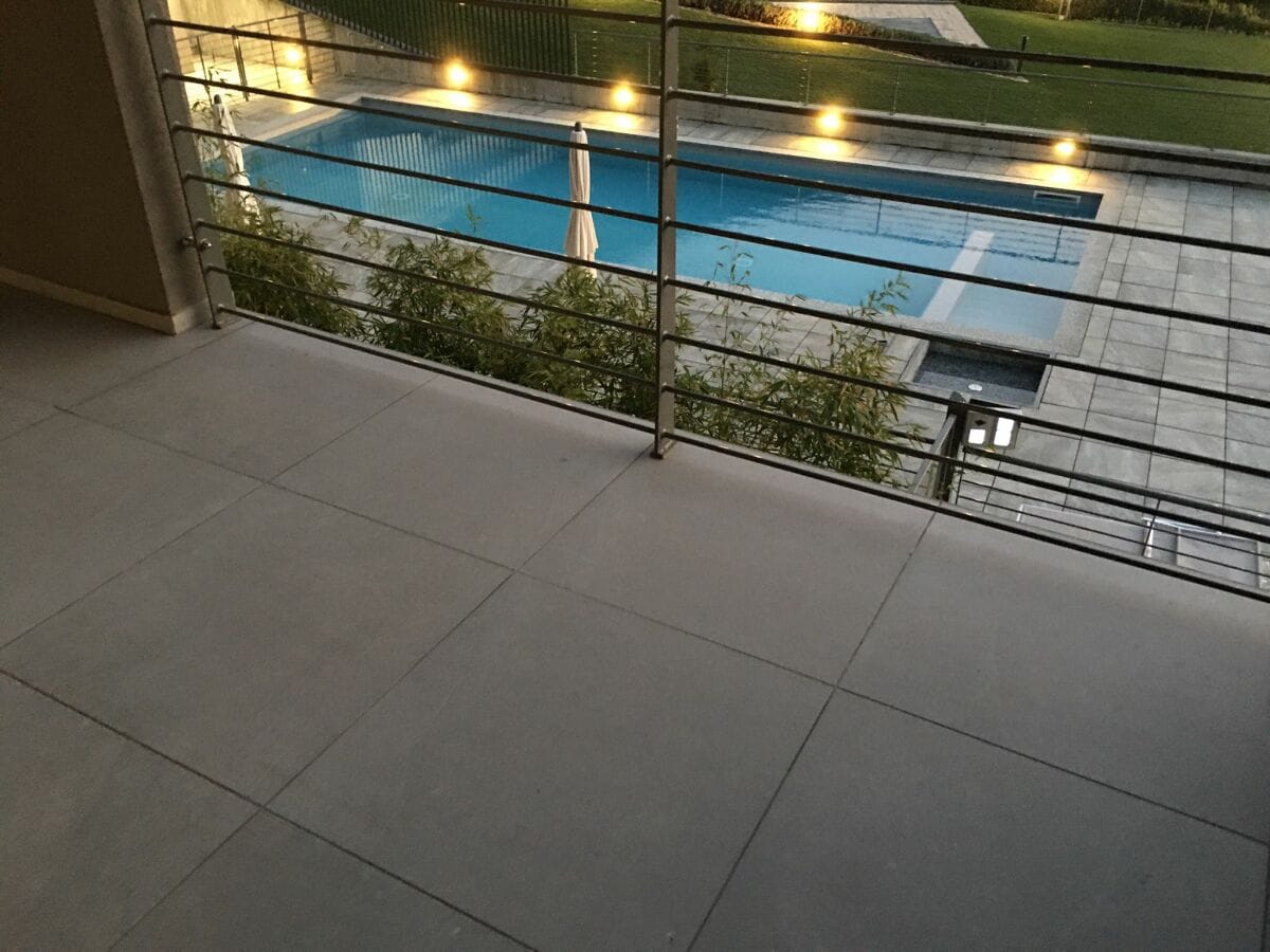 Pool blick von der Ferienwohnung