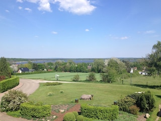 Blick auf den See, von der Windmühlengalerie