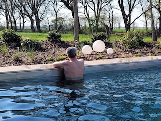 April : Badesaison ist eröffnet