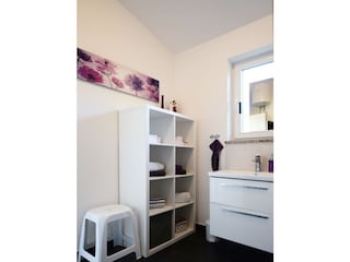 Badezimmer 2 mit Dusche und Waschmaschine