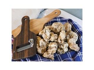 Schlemmer-Gegend: Trüffel & Barolo,