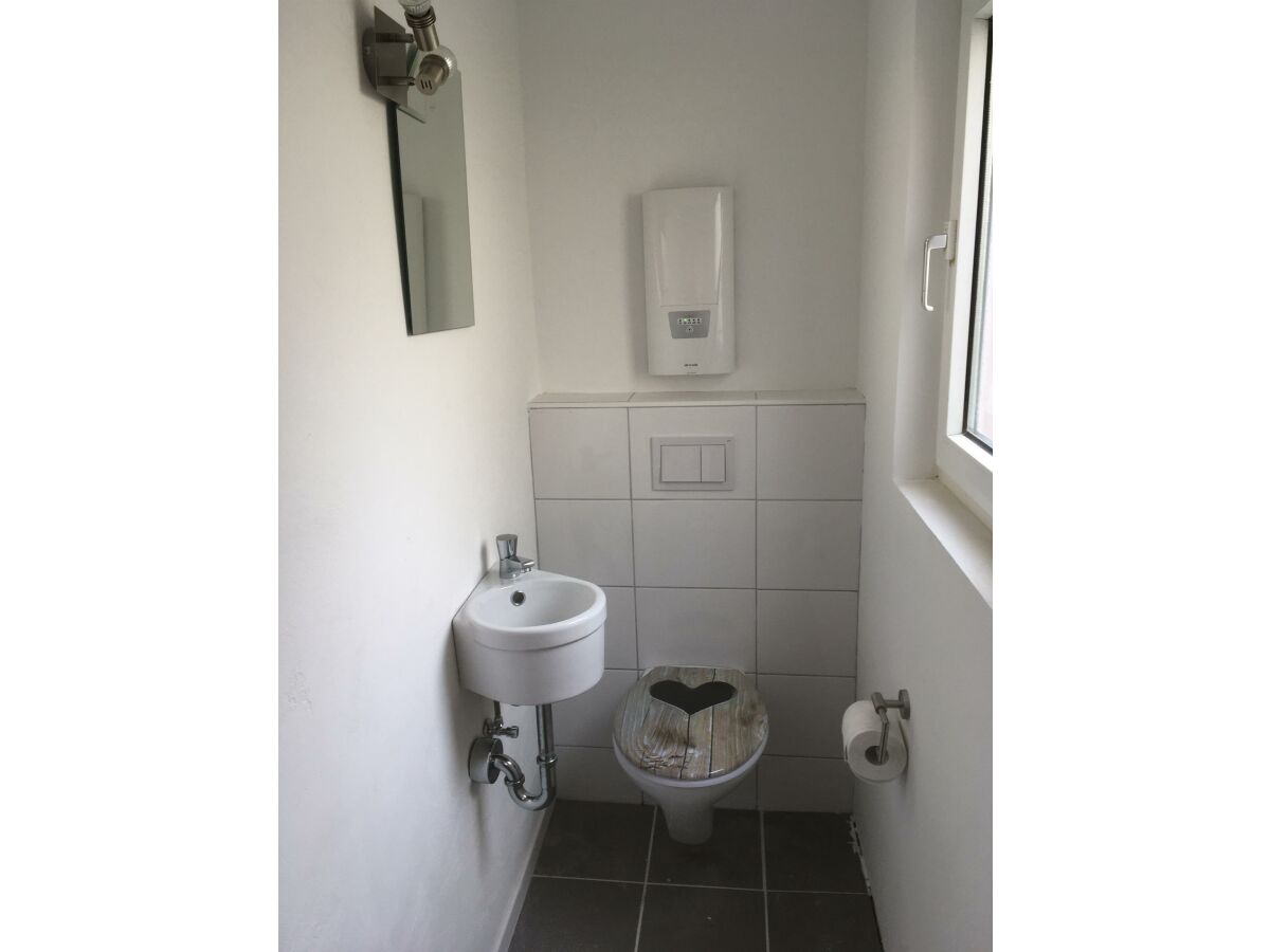 separate Toilette