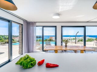 A fully equipped kitchen with all the amenities