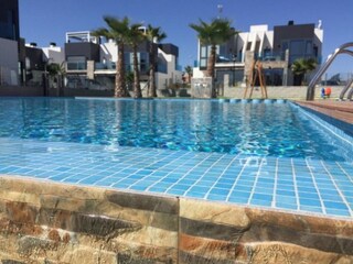 Großer Gemeinschaftspool