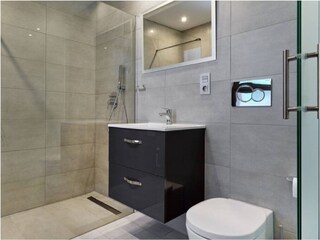 Bad mit Dusche