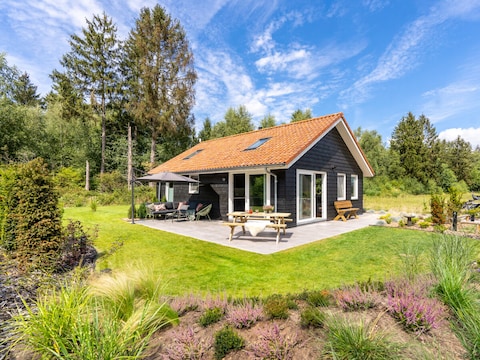 Holiday house de N8UIL