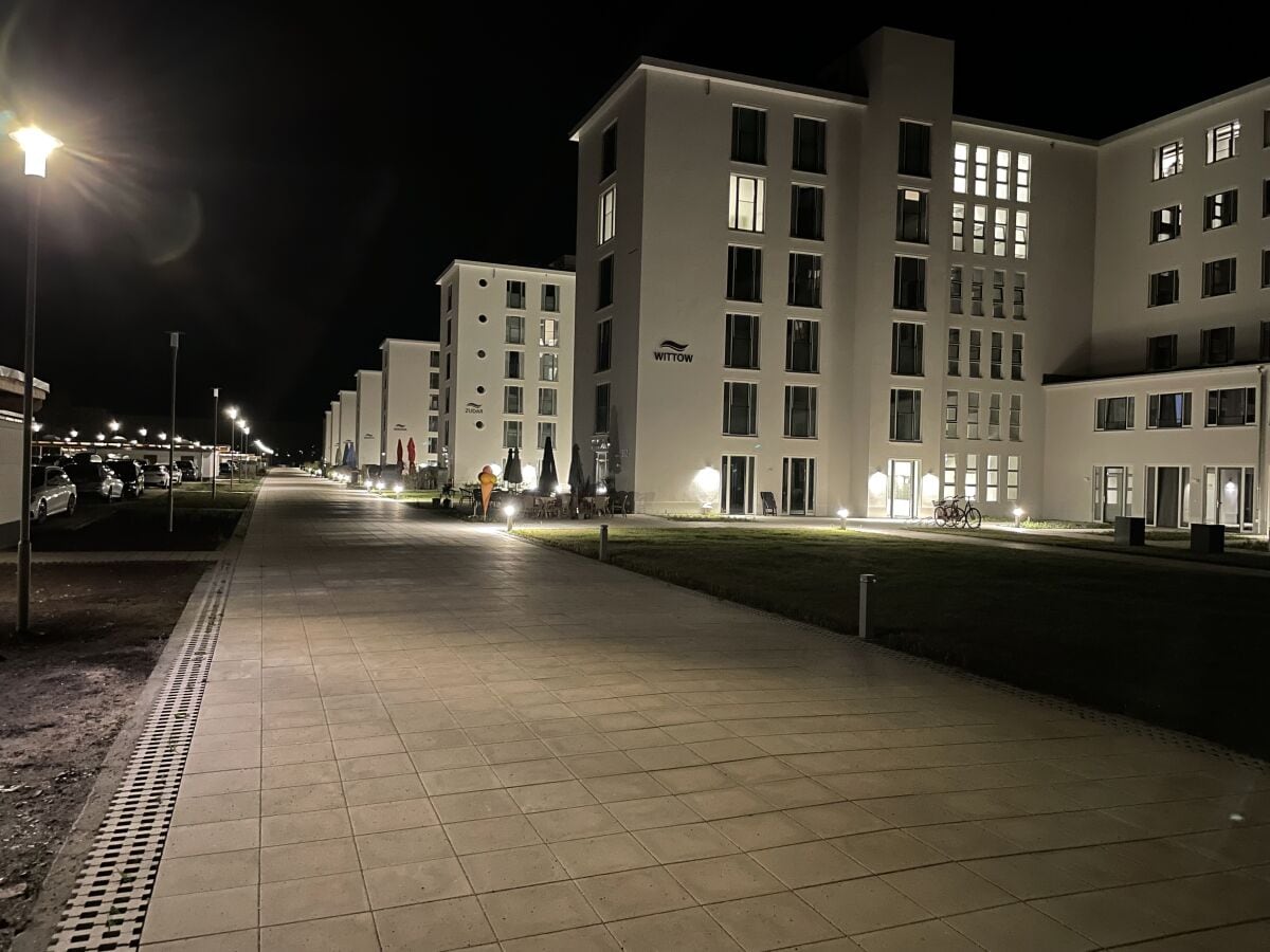 Prora bei Nacht