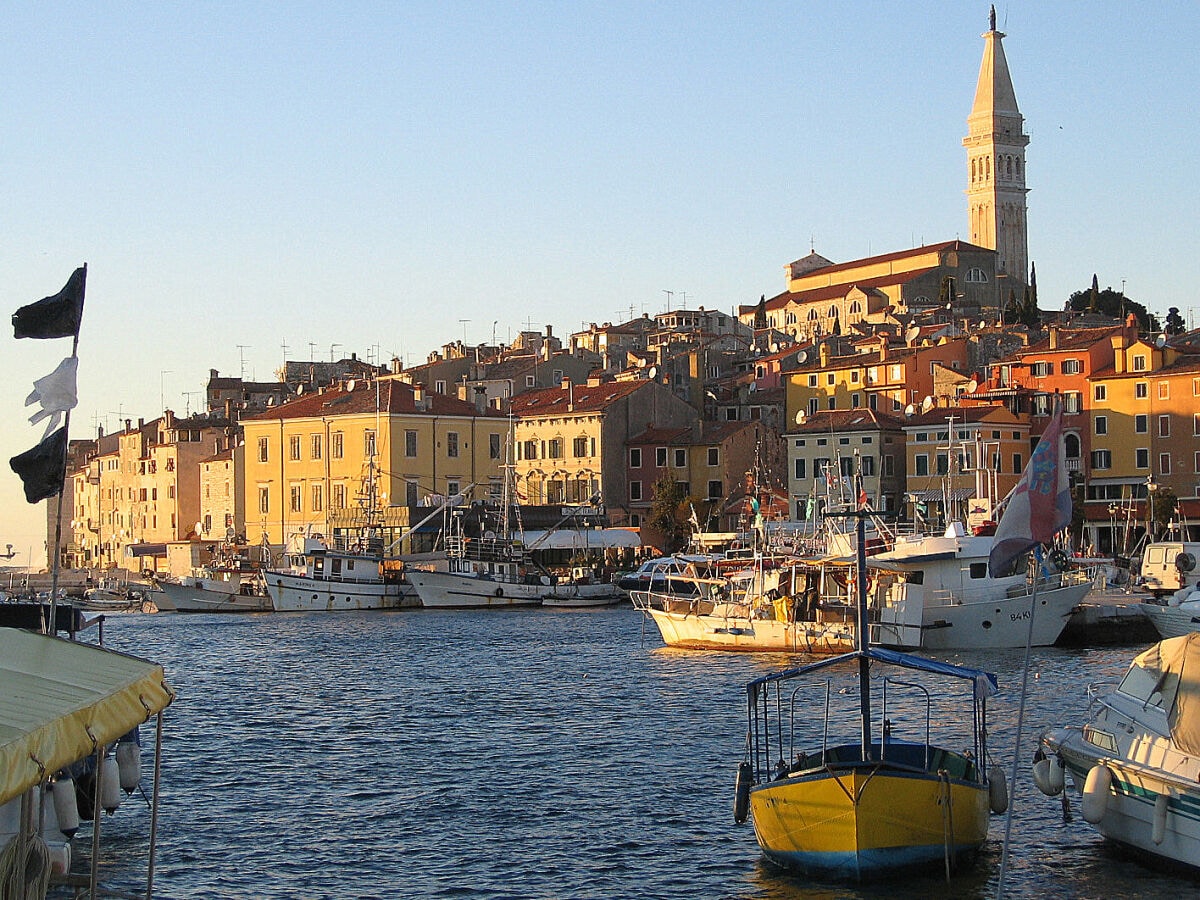 Rovinj die "Perle der Adria" ist 27km entfernt