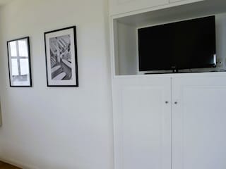 Schlafzimmer Meerblick mit Bad en-Suite OG