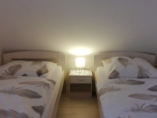 Schlafzimmer2