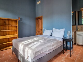 Villa Lorgues Características 98
